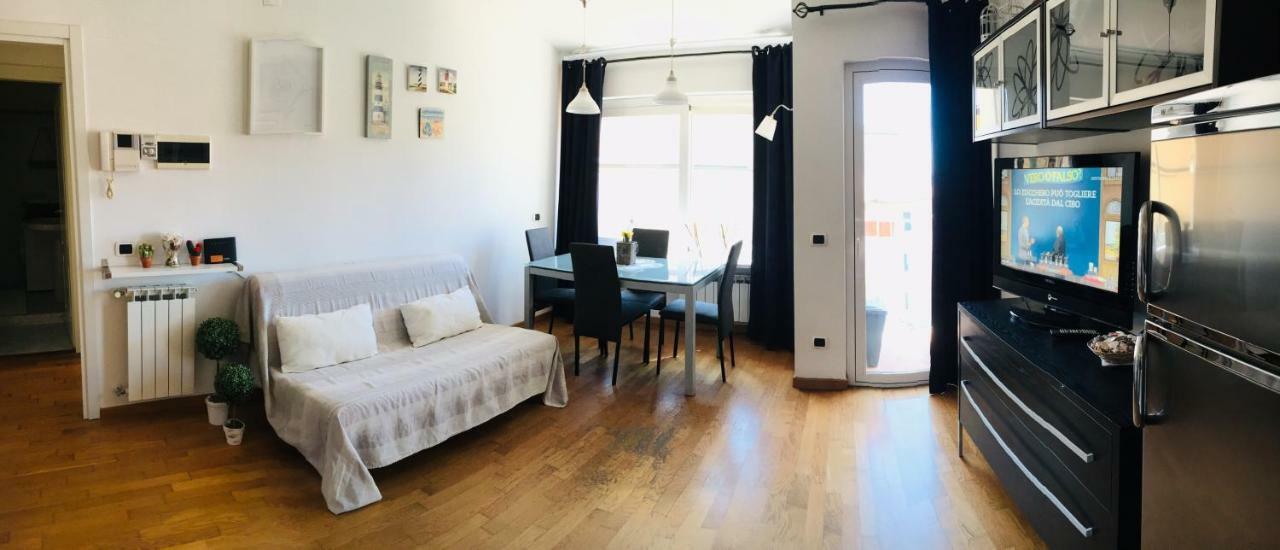 Ledonia Apartment Lerici Exteriör bild