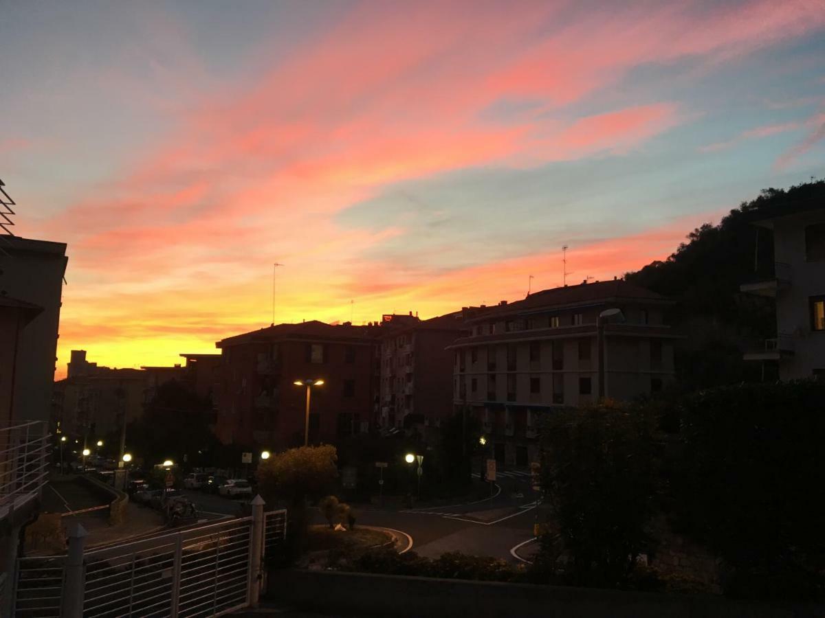 Ledonia Apartment Lerici Exteriör bild