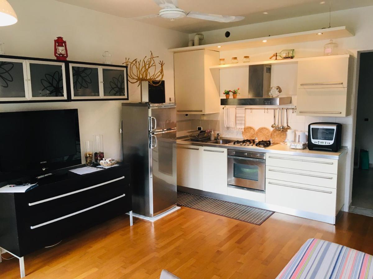 Ledonia Apartment Lerici Exteriör bild